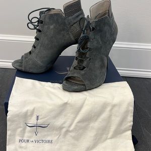 Beautiful grey suede sandel